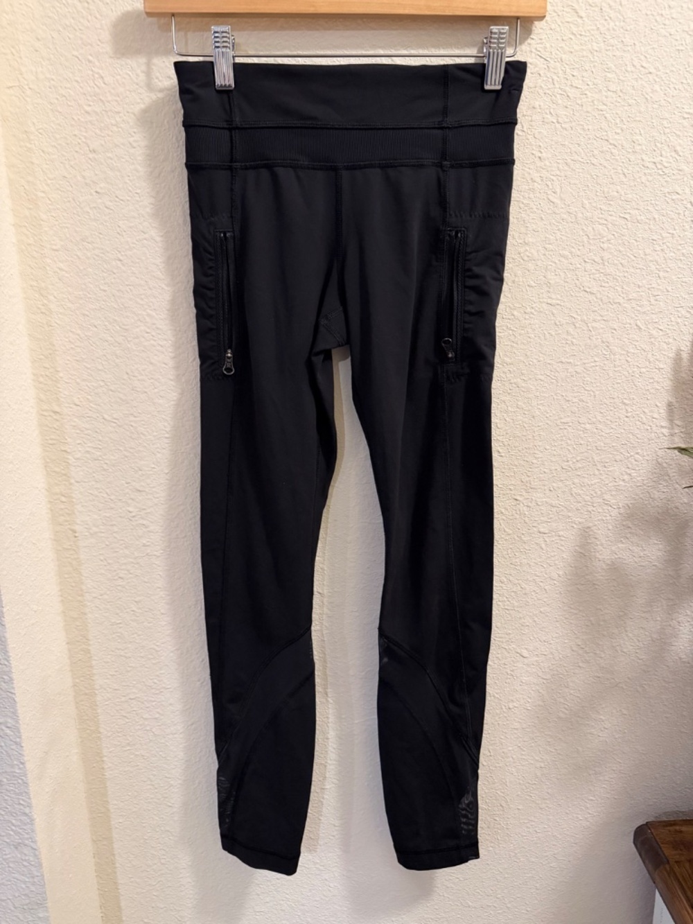 Lululemon Inspire Tight II 25" - Mesh Detail - Black - Size 2 - Picture 2 of 7